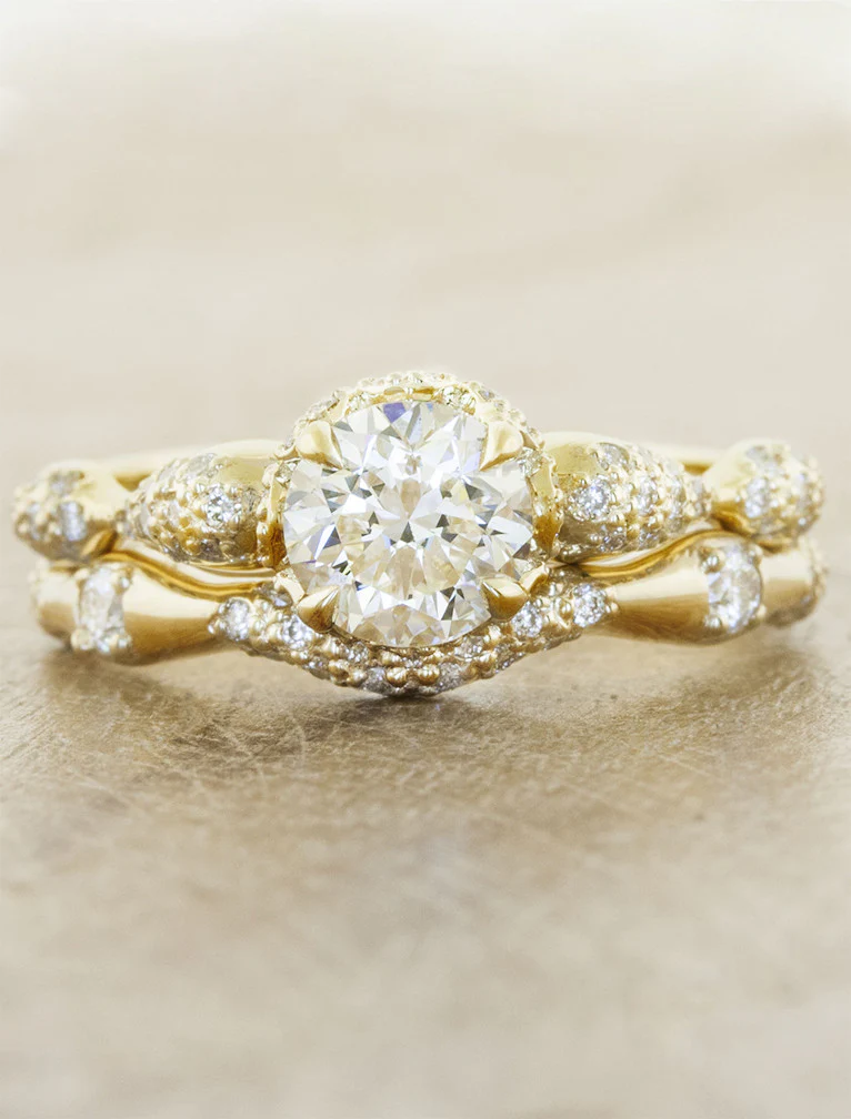 Majesty - Round - Image 3